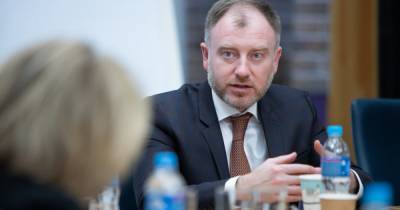 Уволили второй раз, но с компенсацией: решение суда по иску бывшего сити-менеджера Янтарного Заливатского - klops.ru - Калининград