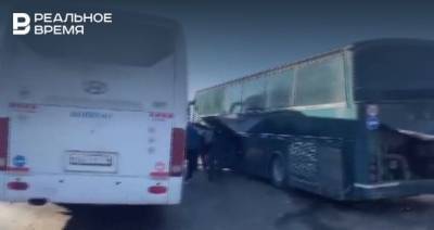 Автоинспекторы помогли добраться до Казани детской спортивной команде, у которой сломался автобус - realnoevremya.ru - респ. Татарстан - Оренбург - Казань