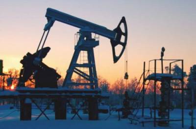 Цены на нефть достигли новых максимумов на опасениях относительно добычи в США - from-ua.com - США - Техас