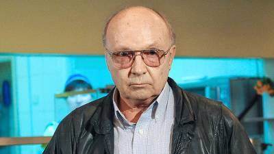 Эльдар Рязанов - Андрей Мягков - Врачи пытались реанимировать Мягкова в течение часа - iz.ru - Санкт-Петербург - Израиль