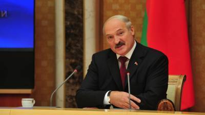 Владимир Путин - Александр Лукашенко - Григорий Рапота - Лукашенко приедет в Россию, но не просить "аж 3 миллиарда" - vesti.ru - Москва - Сочи - Белоруссия - Минск
