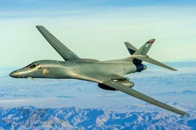 Чарльз Браун - США продолжат размещение бомбардировщиков B-1 вблизи от российских границ - argumenti.ru - Норвегия - США