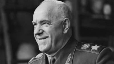 Георгий Жуков - Маршал, гражданин, семьянин: Георгий Жуков в кино и в реальной жизни - mir24.tv - Сочи