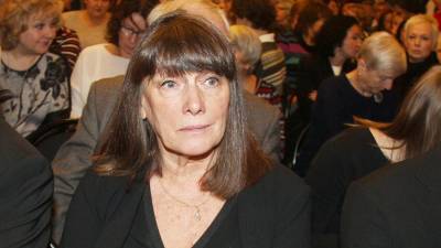 Андрей Мягков - Анастасия Вознесенская - Актриса Кочетова выразила соболезнования в связи со смертью Мягкова - iz.ru