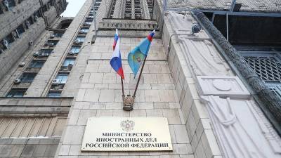Алексей Навальный - Мария Захарова - МИД РФ назвал решение ЕСПЧ по Навальному противоречащим международному праву - iz.ru