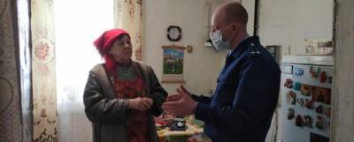 Пенсионерка из Светлинского района едва не замерзла по вине чиновников - runews24.ru - Оренбургская обл.
