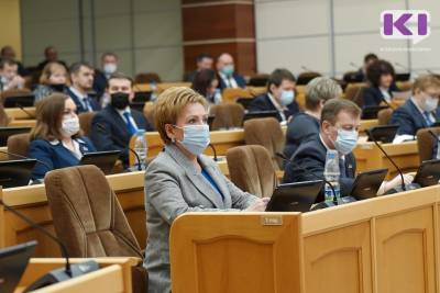 Надежда Дорофеева - Депутаты Госсовета Коми направят девять обращений федералам - komiinform.ru - респ. Коми