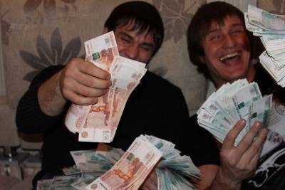 Двое смолян «подарили» мошенника около 3 млн рублей - rabochy-put.ru - Смоленск - Смоленская обл.