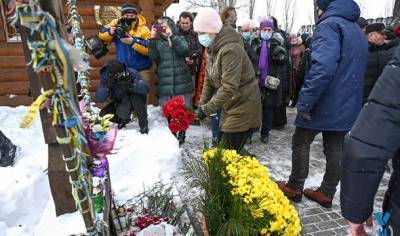 Юлия Лапутина - В столице почтили память погибших на Майдане - hubs.ua - Киев