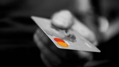 Житель Тверской области вместо сигарет подростку накупил себе товаров с карты его матери - afanasy.biz - Тверская обл.