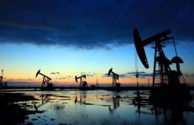 Цена нефти Brent превысила $64 на фоне падения добычи в США из-за холодов - minfin.com.ua - США - Лондон