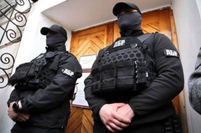 ГБР провело громкое разоблачение топ-коррупционеров - from-ua.com