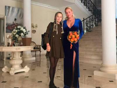 Анастасия Волочкова - У Волочковой затравили дочь за отсутствие вокальных данных - apral.ru