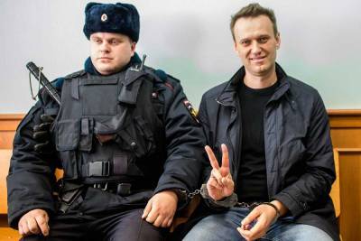 Условия содержания Навального под стражей ужесточают, а режим усиливают - apral.ru