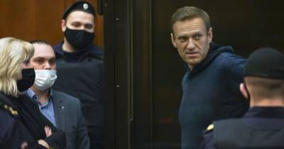 Алексей Навальный - Навальный сообщил, что в тюрьме его поставили на учет как склонного к побегу - tsn.ua - Россия - Геленджик