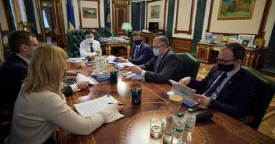 Владимир Зеленский - Зеленский назвал проведение реформы судебной системы одним из главных приоритетов - dsnews.ua