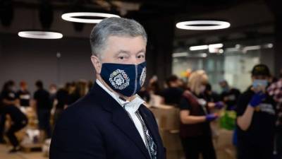 Владимир Зеленский - Петр Порошенко - Виктор Янукович - Порошенко пригрозил Зеленскому судьбой Януковича, если он покусится на его канал - vesti.ru