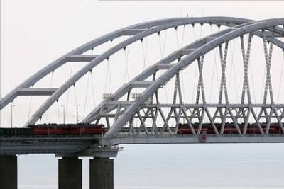 Николай Лукашенко - Крымский мост впервые перекрыли - lenta.ru - Крым