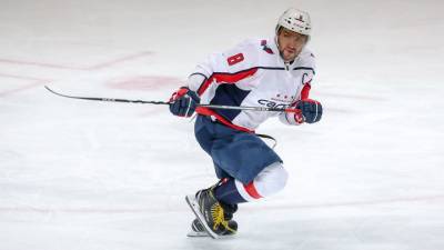 Александр Овечкин - Уэйн Гретцки - Эрик Стаал - Овечкин вошел в сотню лучших ассистентов НХЛ - vesti.ru - Вашингтон