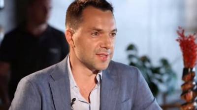 Алексей Арестович - Руслан Хомчак - Андрей Таран - Хомчак и Таран претендуют на одни и те же средства и финансы - Арестович о конфликте между руководителями армии - ru.espreso.tv