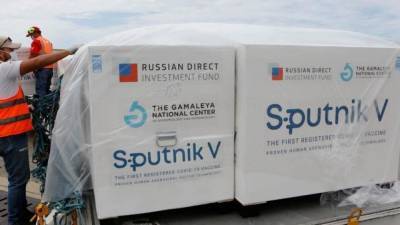 Канадцы просят отказаться от вакцины AstraZeneca и купить "Спутник V" - polit.info - Россия - Канада - Оттава
