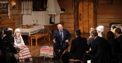 Александр Лукашенко - Лукашенко: Я буду делать все, что будет отличать белорусов от русских - eadaily.com - Белоруссия - Лукашенко