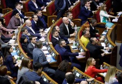 Рада отправила на доработку закон о штрафах за завышенные платежки - facenews.ua
