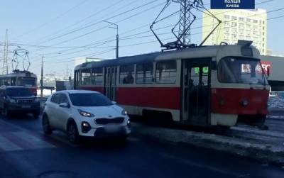 В Киеве трамвай наехал на 89-летнего пенсионера - news.bigmir.net - Киев - Столица