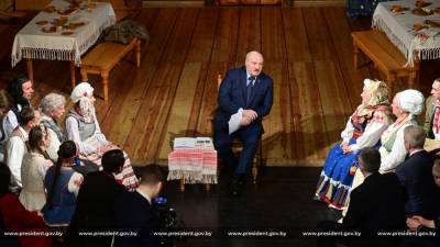 Александр Лукашенко - Лукашенко не жалеет о том, что произошло с Купаловским театром в августе 2020-го - naviny.by