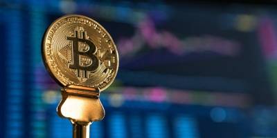 Новый рекорд. Капитализация биткоина впервые превысила $1 трлн - nv.ua
