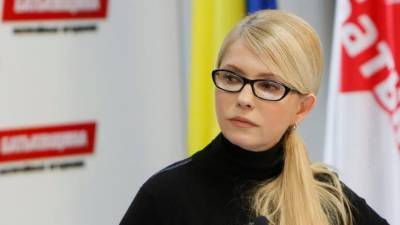 Юлия Тимошенко - Ян Доброносов - Как на войну: грубые кожаные ремни стали частью имиджа Тимошенко - riafan.ru - Киев