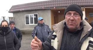 Житель Кабардино-Балкарии с семьей из 9 человек оказались под угрозой выселения из дома - kavkaz-uzel.eu - респ. Кабардино-Балкария