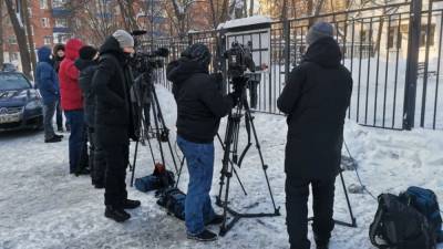 Алексей Навальный - На судебное заседание по делу Навального прибыли около 80 журналистов - polit.info - Москва - Берлин
