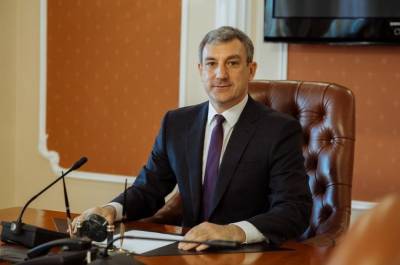 Василий Орлов - Губернатор Амурской области Василий Орлов: "Сельское хозяйство для нас принципиально важно в стратегическом плане" - interfax-russia.ru - Амурская обл.