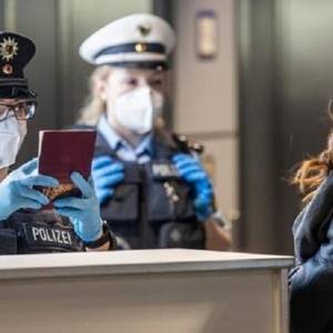 В ЕС ввели новую категорию ограничений из-за пандемии - reporter-ua.com - Европа