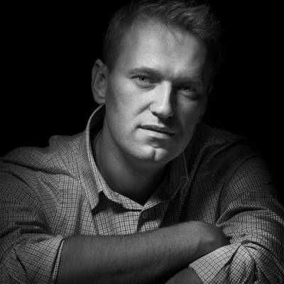 Алексей Навальный - Юлий Навальная - Ольга Михайлова - Вадим Кобзев - РИА Новости ведет прямой репортаж заседания суда по делу Навального - argumenti.ru - Москва