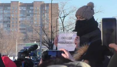 Алексей Навальный - У Мосгорсуда силовики задержали уже 99 человек - znak.com - Москва - Берлин