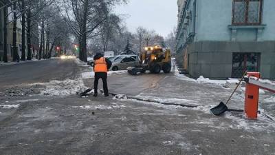 43% крымчан поставили коммунальщикам "кол" и "двойку" за уборку снега - crimea.ria.ru - Крым - Симферополь - Новосибирская обл.