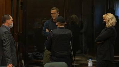 Алексей Навальный - ФСИН попросила суд заменить условный срок Навальному на реальный - iz.ru - Берлин