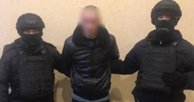 Угрожал пистолетом и насиловал: в Харькове задержали мужчину, который напал на девушку - tsn.ua - Харьковская обл. - Харьков - Мариуполь