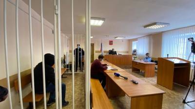 Суд изберет меру пресечения избивавшему детей омичу - vesti.ru - Омск