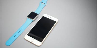 Face ID не нужен: Владельцы iPhone смогут разблокировать смартфон даже будучи в маске — им поможет Apple Watch - nv.ua