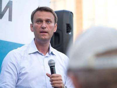 Алексей Навальный - В Мосгорсуде проходит заседание по делу Навального: ФСИН требует назначить ему 3,5 года колонии - actualnews.org