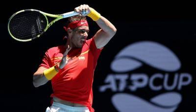 Рафаэль Надаль - Джон Миллман - Роберто Баутист-Агут - Надаль пропустил стартовый матч ATP Cup из-за проблем со спиной - sportarena.com - Австралия - Сербия - Мельбурн