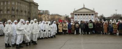 В центре Волгограда реконструировали легендарный митинг Победителей - runews24.ru - Волгоград - Волгоградская обл. - Сталинград