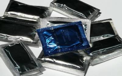 В Коломые водоканал купит презервативы через тендер - korrespondent.net - Ивано-Франковская обл.