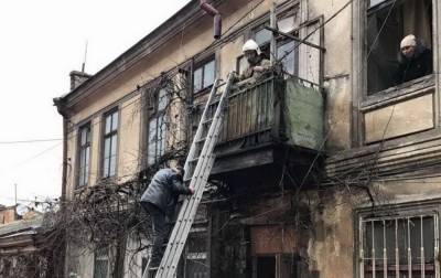 В Одессе произошло обрушение в двухэтажном доме, жильцов эвакуировали - rbc.ua - Одесса - р-н Приморский