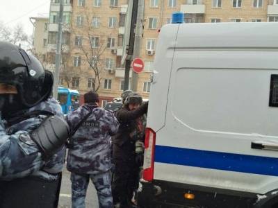 Алексей Навальный - МВД пообещало выяснить, почему задержанных на протестах более суток возили в автозаках - rosbalt.ru - Москва