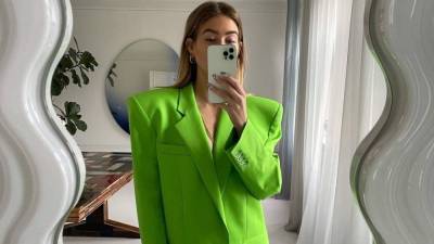Insta-отчет: какие жакеты носят модницы в феврале - skuke.net