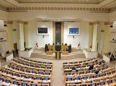 «Это не изменит наших планов»: Парламент Грузии проголосовал против лишения мандатов оппозиционеров - rosbalt.ru - Грузия